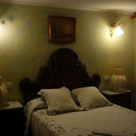 Casa Victoria Hotell Cirueña Exteriör bild